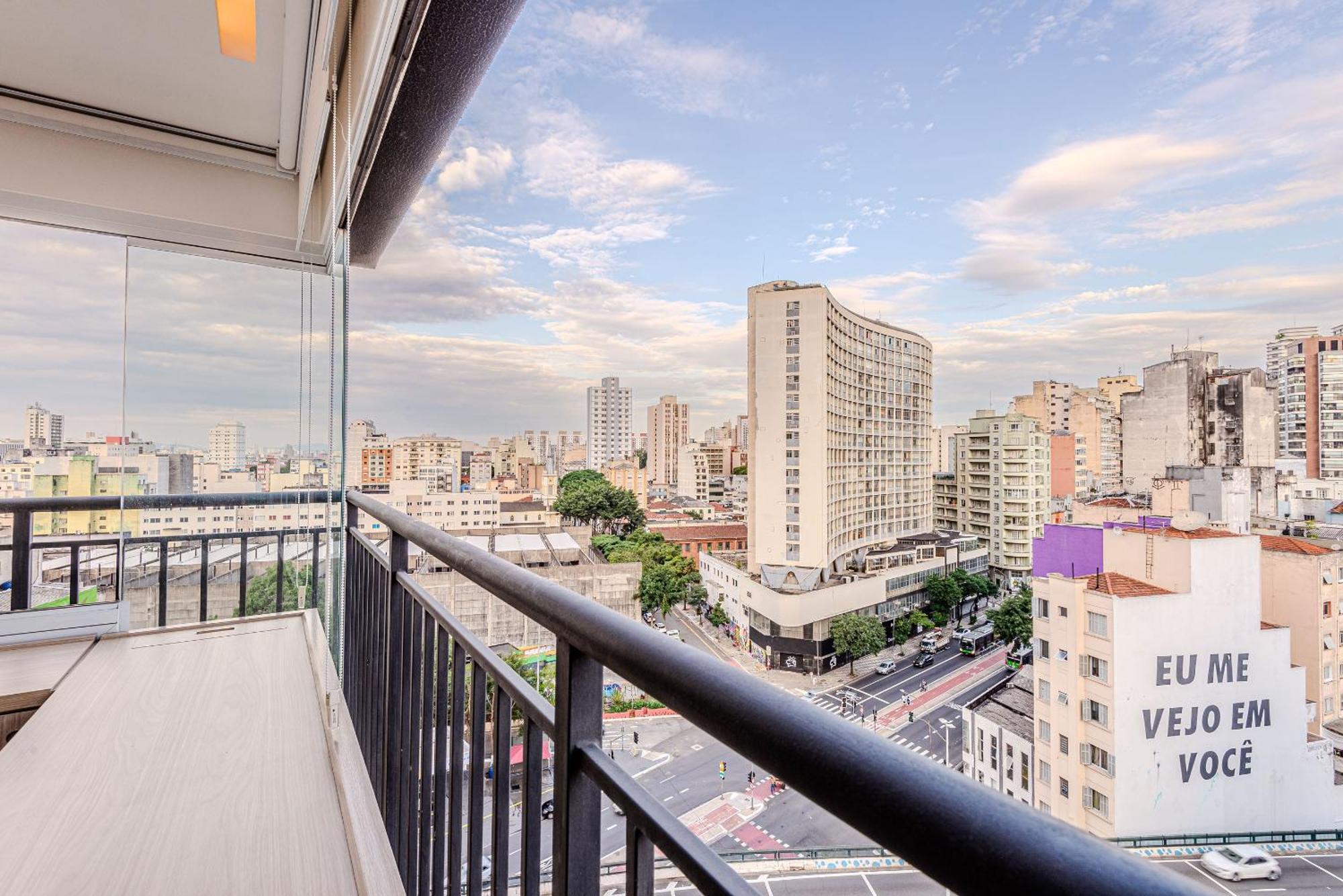 Flat Grande Em De Luxo - Centro De Apartamento *