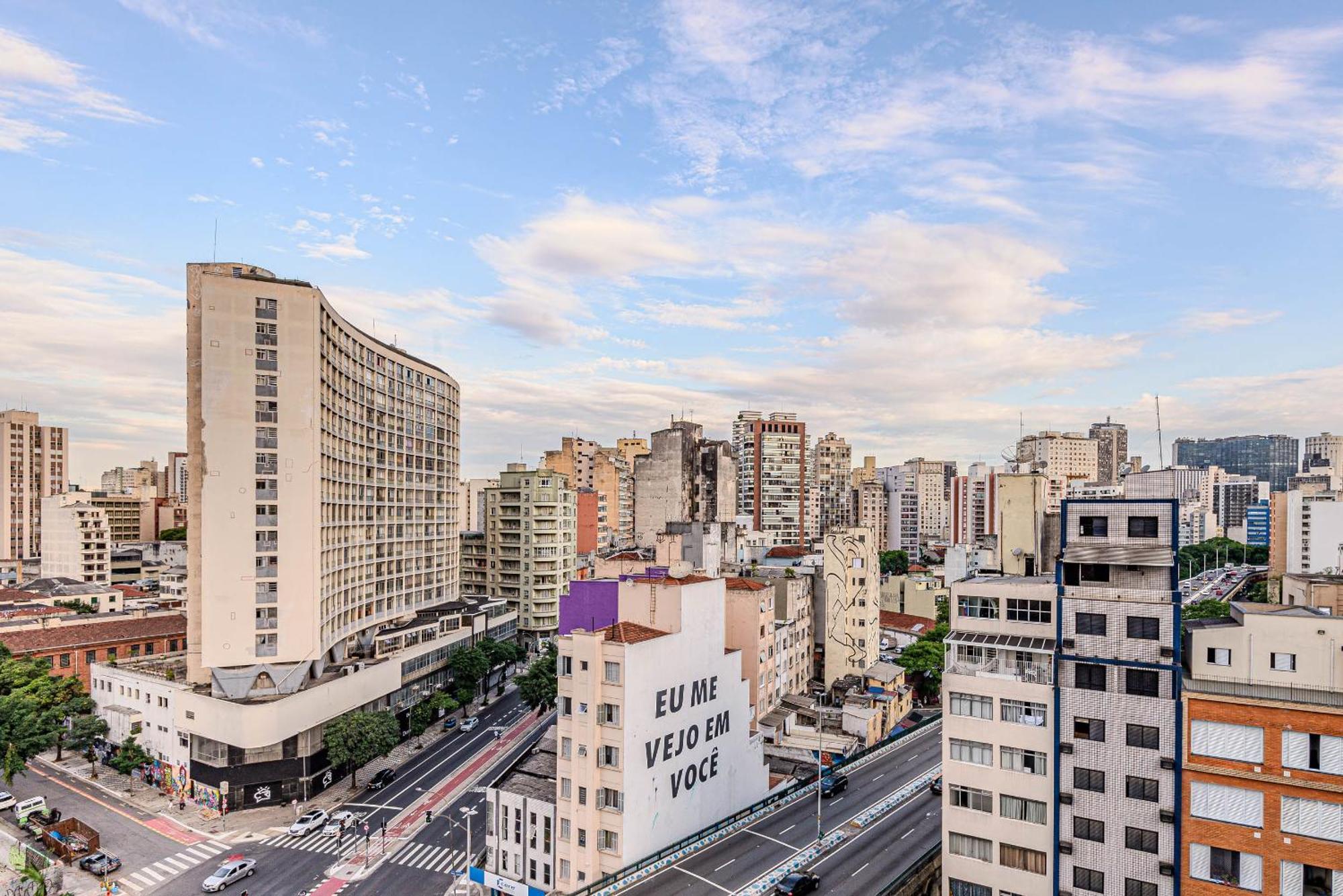 Flat Grande Em De Luxo - Centro De São Paulo